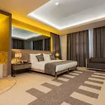 Four Mansions ホテル 5*