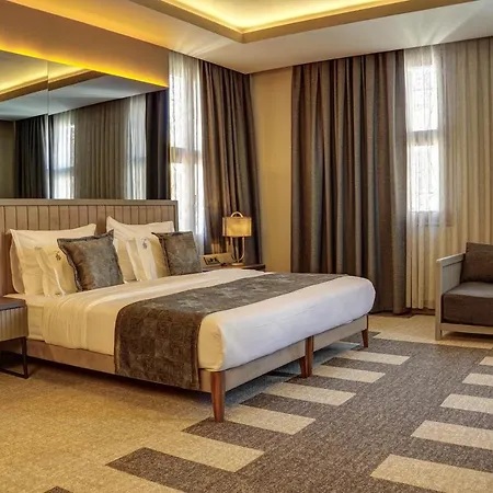 Four Mansions Otel