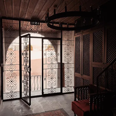 Hotel Four Mansions *