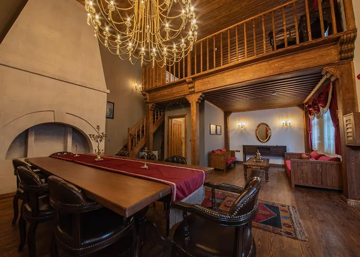 Hotel Four Mansions *