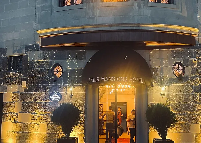 Otel Four Mansions